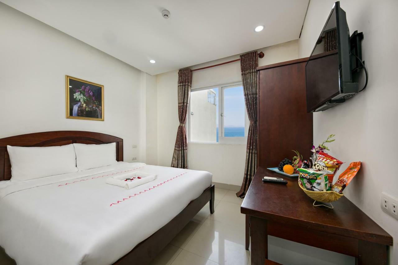 Osaka Hotel Da Nang Exterior photo